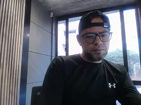 maxinaughtyx online show from March 8, 1:15 pm