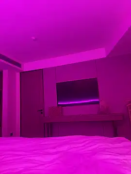 zhuendong000001 online show from April 30, 12:33 pm