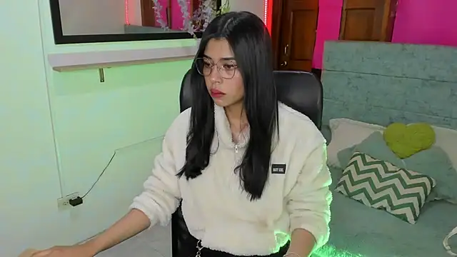 Aysha winxs online show from April 26, 3:59 am