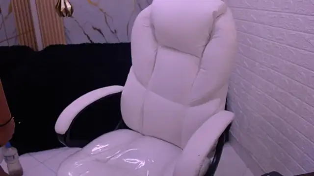 velvet o online show from February 28, 4:24 am