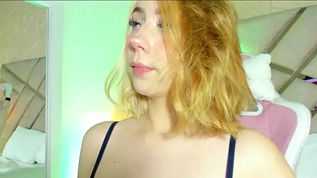  emma  cooper online show from April 7, 1:44 pm