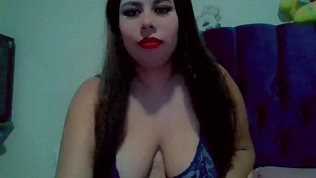 crazybitch3000 online show from March 6, 12:40 am