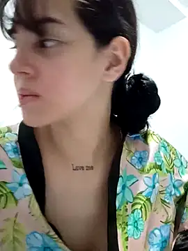 sara cute so online show from April 7, 12:55 am