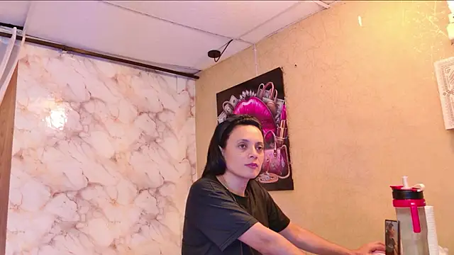 QueenSallyDesire online show from April 23, 2:57 am