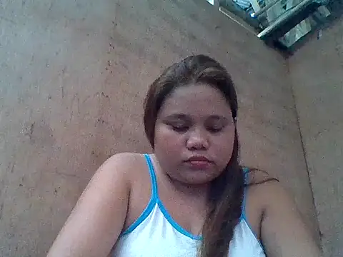 sweetlyn31 online show from June 5, 3:02 am