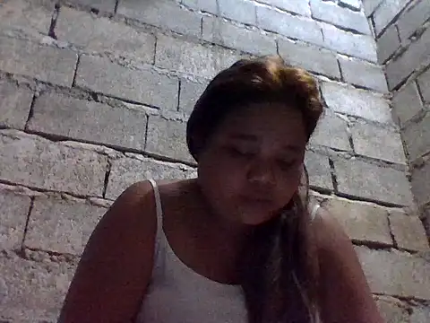 sweetlyn31 online show from June 12, 4:17 pm