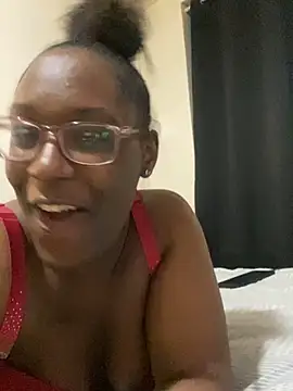 Snapshot of Sinfulwaterfalls chatting on May 2, 5:12 am Sinfulwaterfalls online show from May 2, 5:12 am