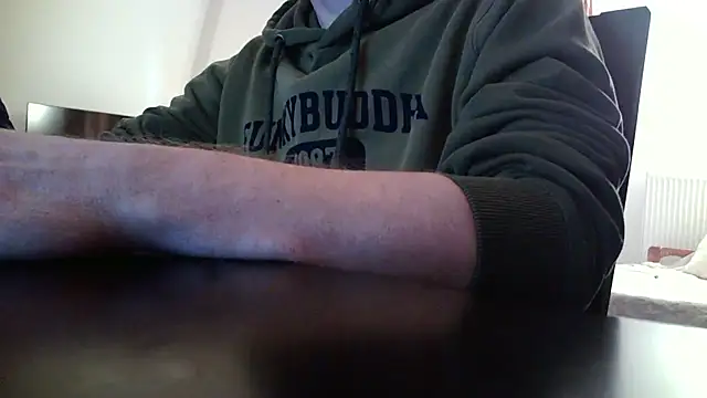 Snapshot of truble78 chatting on May 14, 6:31 am truble78 online show from May 14, 6:31 am