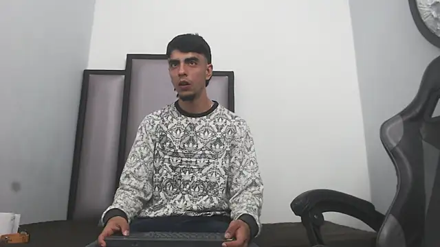 Endrick-23 online show from March 27, 3:45 am