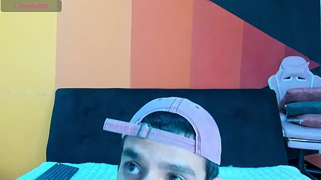 Snapshot of Anghell_BC chatting on February 26, 7:13 pm Anghell BC online show from February 26, 7:13 pm