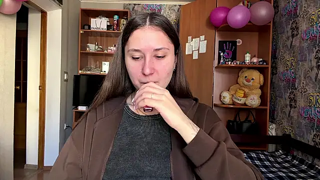 poly princess online show from March 11, 9:04 am