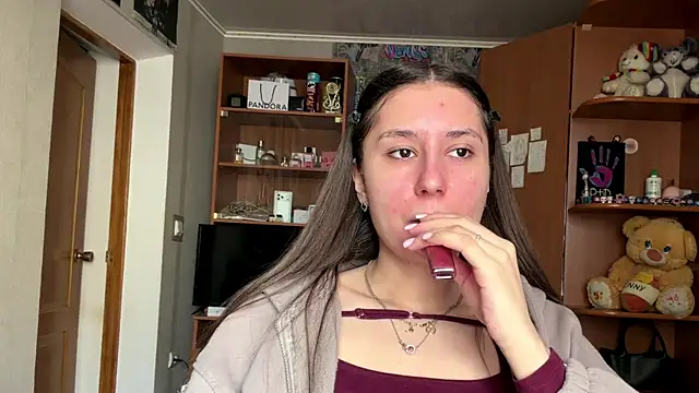 poly princess online show from March 26, 7:25 am