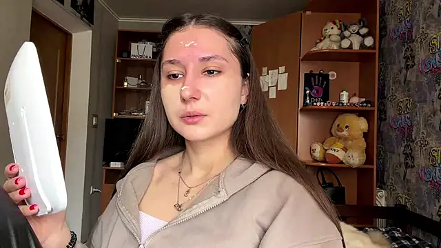 poly princess online show from April 18, 9:13 am