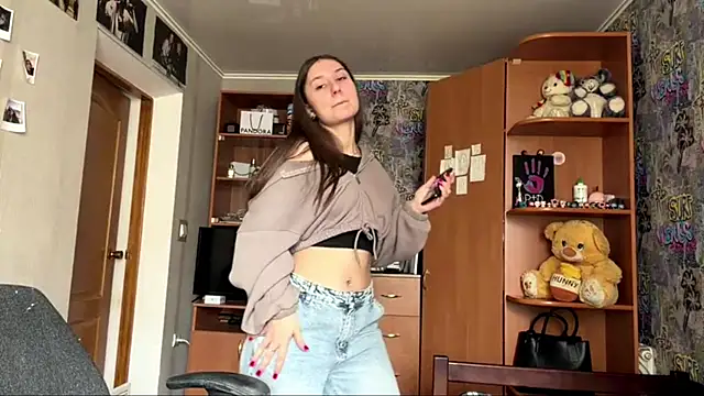 poly princess online show from April 23, 7:52 am