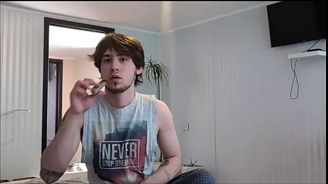 Kyle Hunterr online show from February 26, 6:12 am