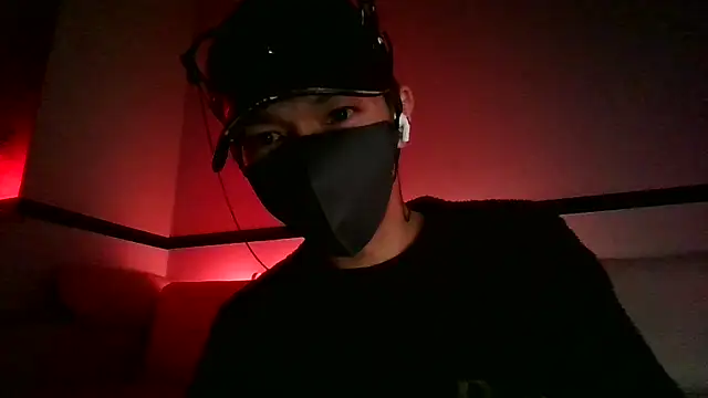 Yumemiru-k online show from March 11, 9:10 pm