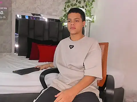 PATRIICKMILLER online show from February 27, 3:45 pm