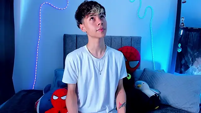 Snapshot of Callum_777 chatting on July 5, 4:58 pm Callum 777 online show from July 5, 4:58 pm