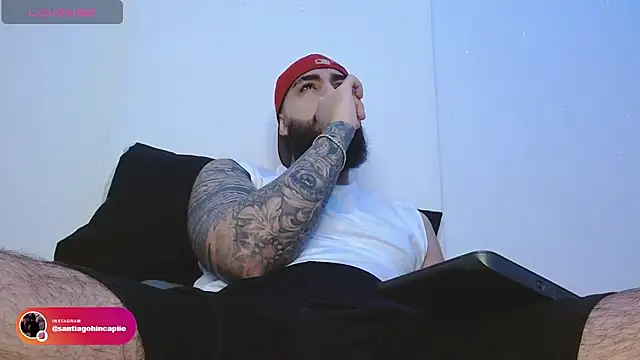 SantiagoHincapiie online show from April 7, 2:23 am