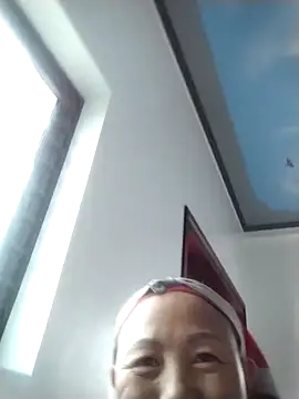 TiffinyDi online show from February 20, 5:48 am