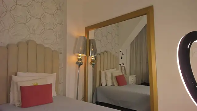 DrinkLau18 online show from February 28, 3:29 am