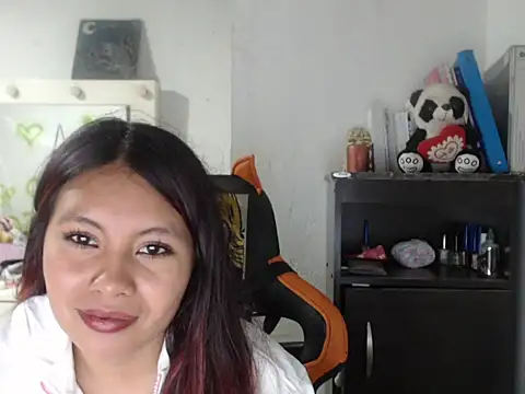 dulcecandy1919 online show from March 8, 4:38 am