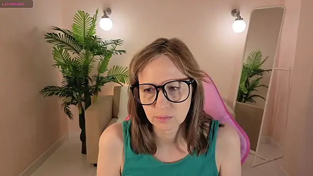 Elizabeth Andersonn online show from April 24, 12:46 am