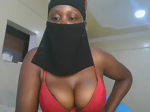 sweetchocolatey-puss online show from February 26, 5:17 am