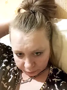 KiraStanton online show from April 9, 6:24 pm