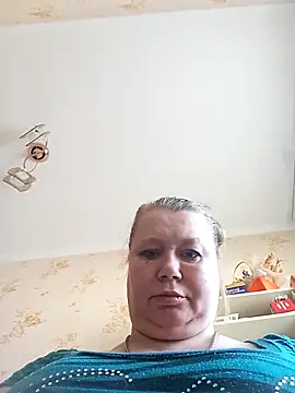 KiraStanton online show from April 14, 6:52 am