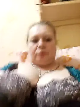 KiraStanton online show from April 19, 6:43 pm