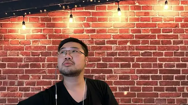 jasonryu2025 online show from March 5, 9:11 pm