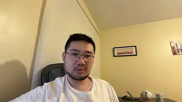 jasonryu2025 online show from April 18, 7:58 pm