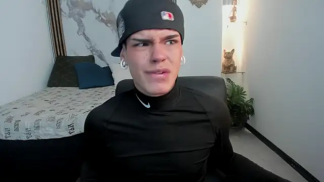 Mk Desire online show from March 3, 2:39 am