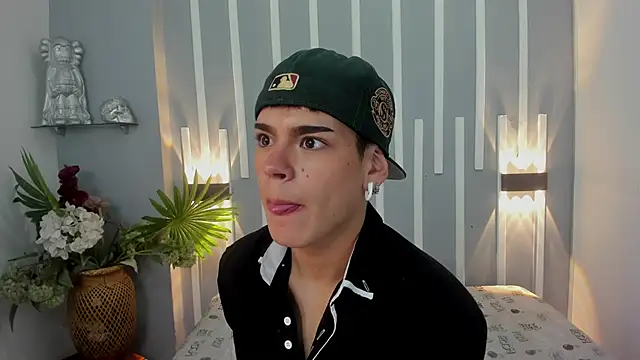 Mk Desire online show from March 5, 2:29 am