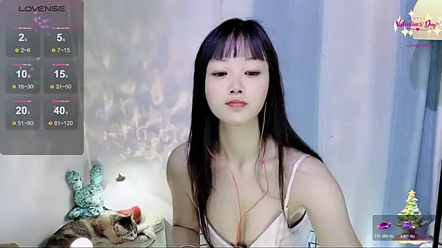 okyssa online show from March 23, 5:33 am