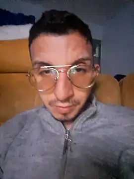 ANDYBLAKEE2025 online show from June 3, 11:43 pm