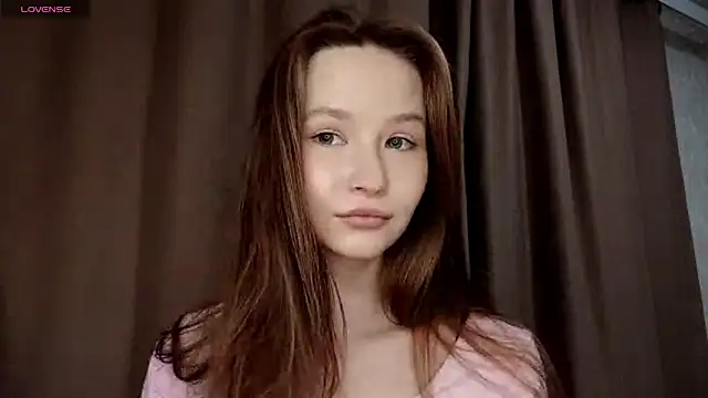 LeslieShay online show from March 12, 5:52 pm