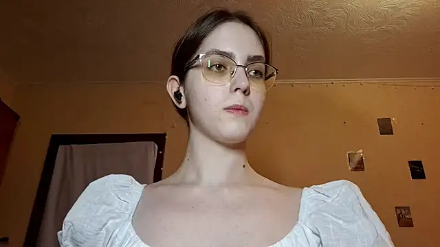 Katelemon online show from April 5, 2:14 pm