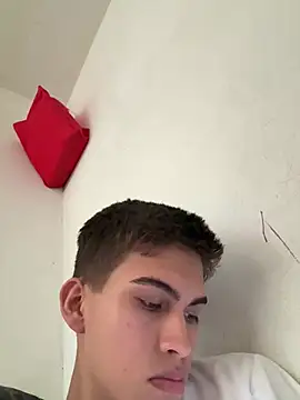 Snapshot of bbluchito chatting on March 8, 5:17 pm bbluchito online show from March 8, 5:17 pm