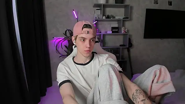 Jesse Miller online show from March 6, 1:07 pm