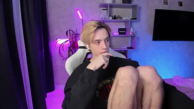 Jesse Miller online show from March 9, 1:48 pm