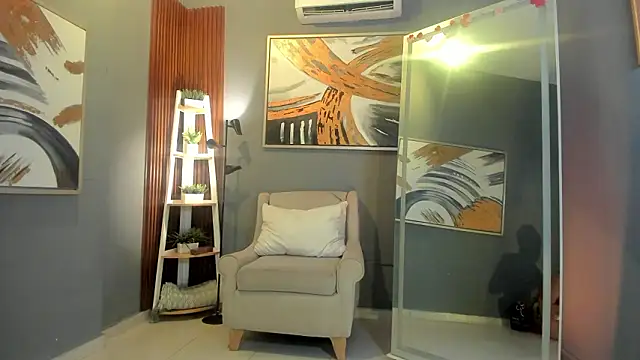 cailing  online show from March 4, 10:54 am