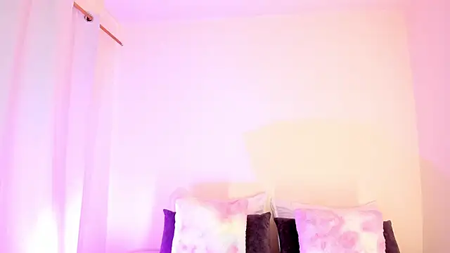 MIAA ROBERTSS online show from March 7, 5:59 am