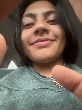 Snapshot of celeste_z chatting on April 26, 10:51 pm celeste z online show from April 26, 10:51 pm