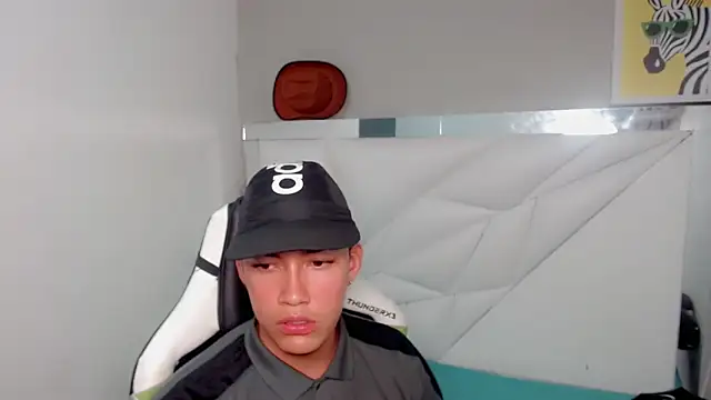 Street poemm  online show from February 25, 3:27 am