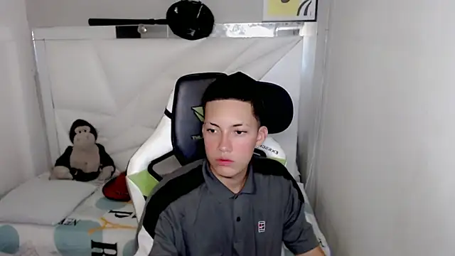 Street poemm  online show from March 12, 3:01 am