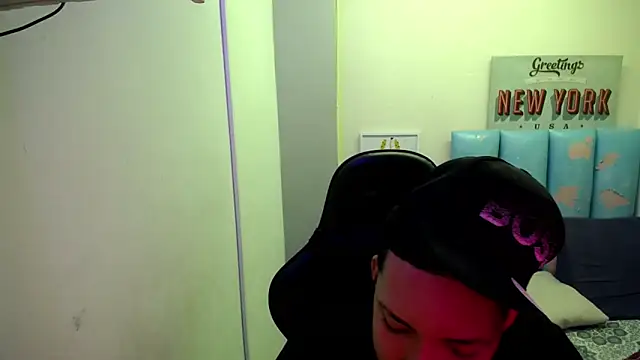 Street poemm  online show from April 22, 7:59 pm