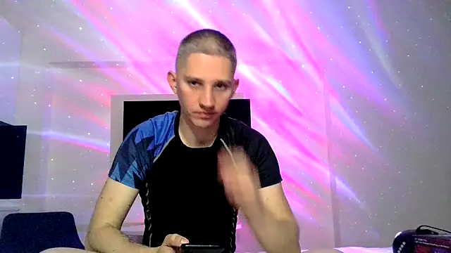 RyanRubber online show from April 27, 8:40 pm