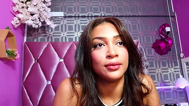 Snapshot of PAU_TAFUR chatting on April 23, 3:41 am PAU TAFUR online show from April 23, 3:41 am